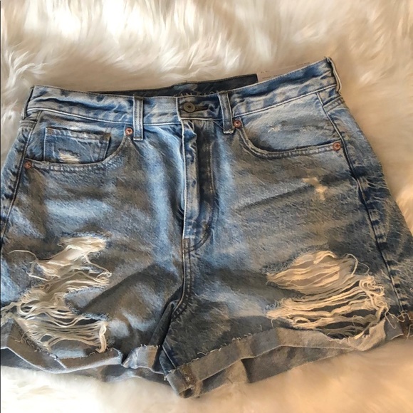American Eagle Outfitters Pants - American Eagle mom shorts